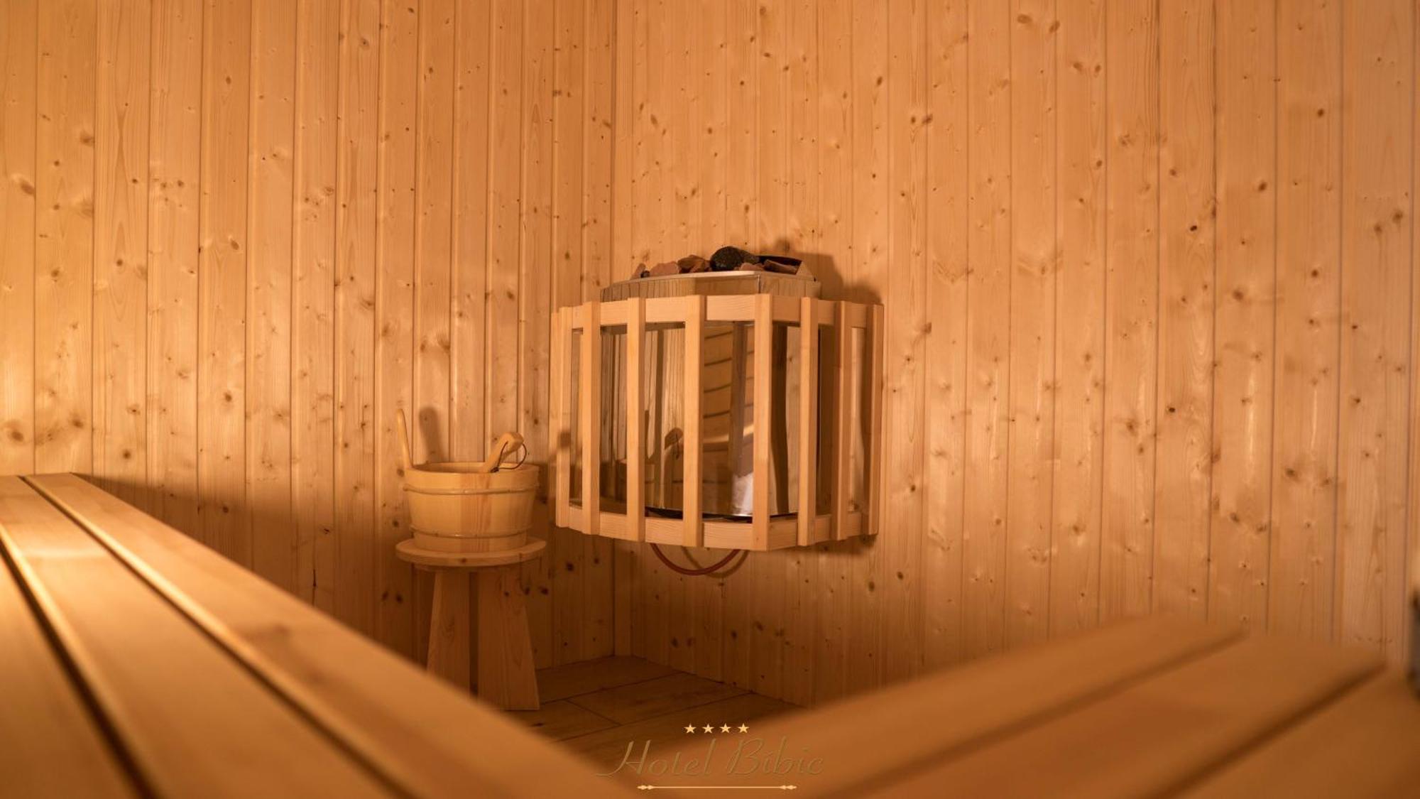 Hotel Bíbic és Tüskevár Étterem és Horgásztó Nyíregyháza Extérieur photo