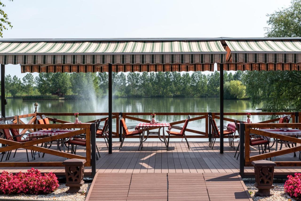 Hotel Bíbic és Tüskevár Étterem és Horgásztó Nyíregyháza Extérieur photo