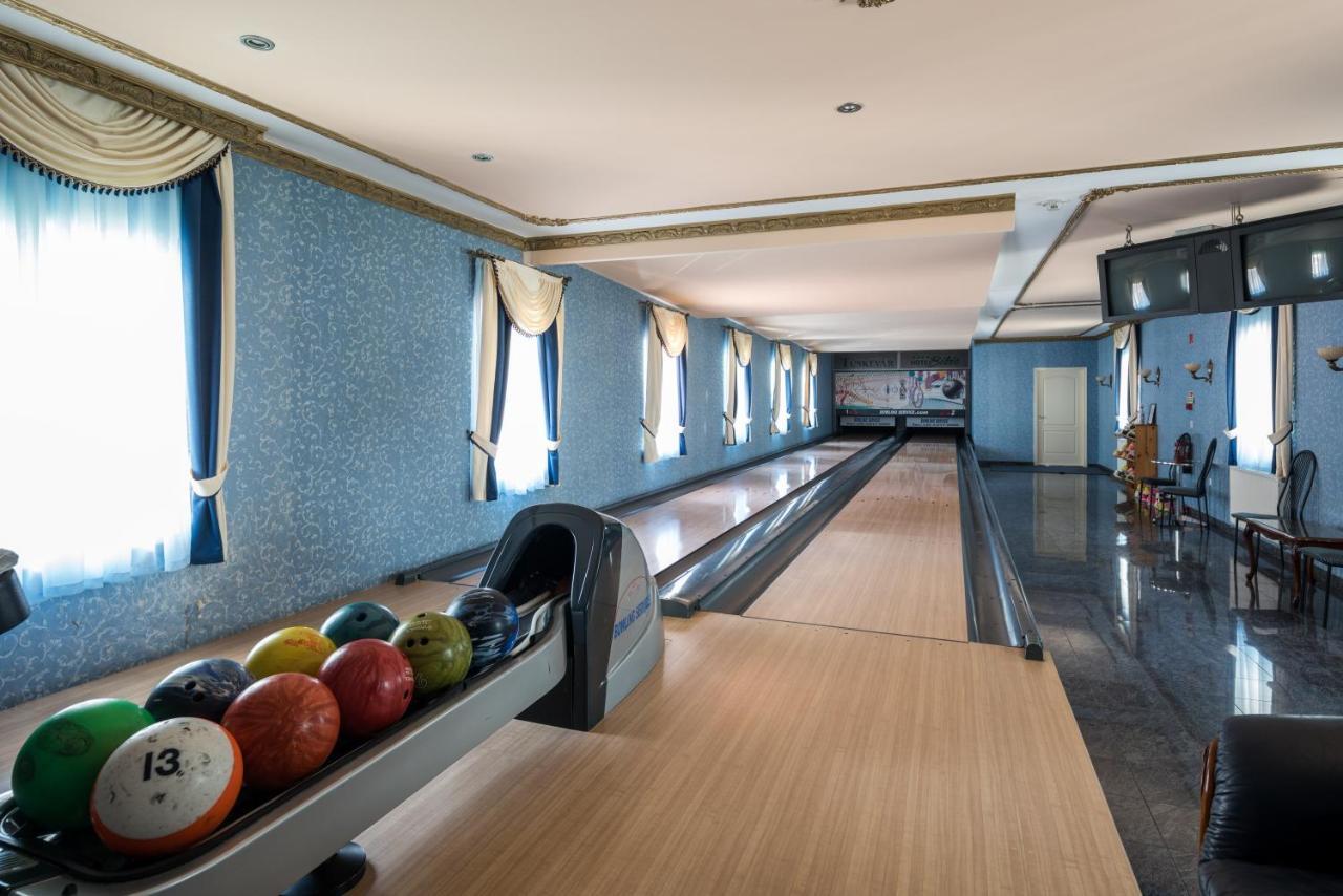 Hotel Bíbic és Tüskevár Étterem és Horgásztó Nyíregyháza Extérieur photo
