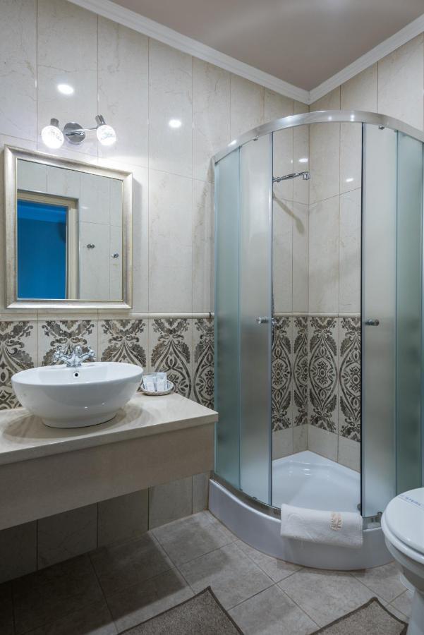 Hotel Bíbic és Tüskevár Étterem és Horgásztó Nyíregyháza Extérieur photo