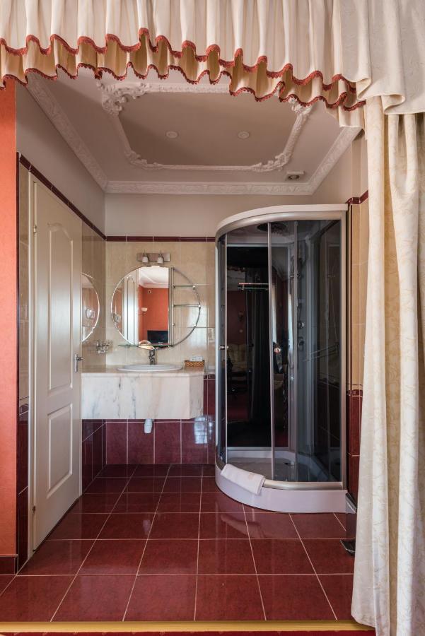 Hotel Bíbic és Tüskevár Étterem és Horgásztó Nyíregyháza Extérieur photo